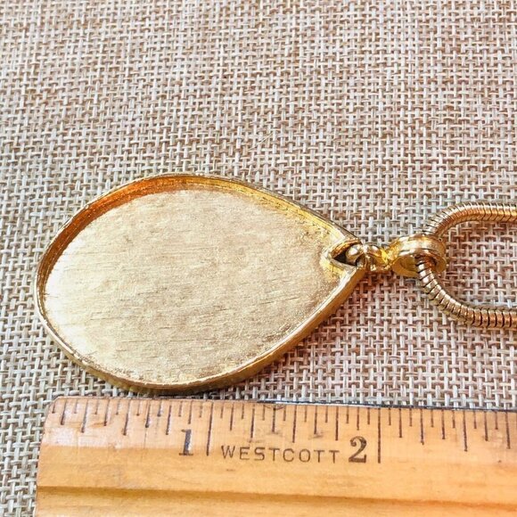 Vintage 1970s Era Unsigned Eisenberg Enamel Pendant Gold Tone Necklace - Picture 3 of 3